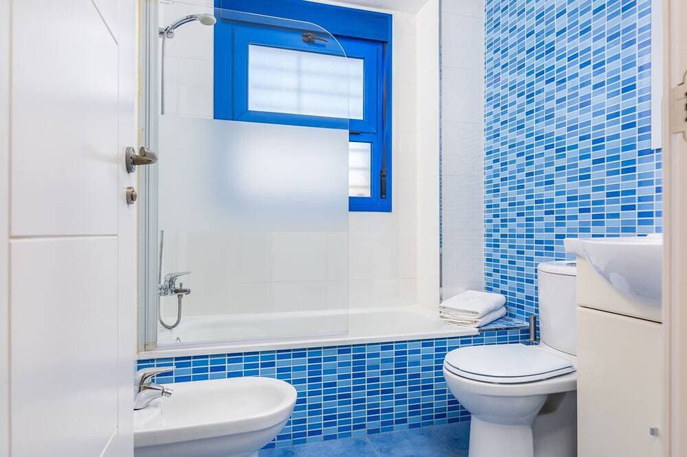 Foto 6 von 24: Studio moderne pour 4 pers. proche mer à Malaga - Clim, wifi, cuisine équipée