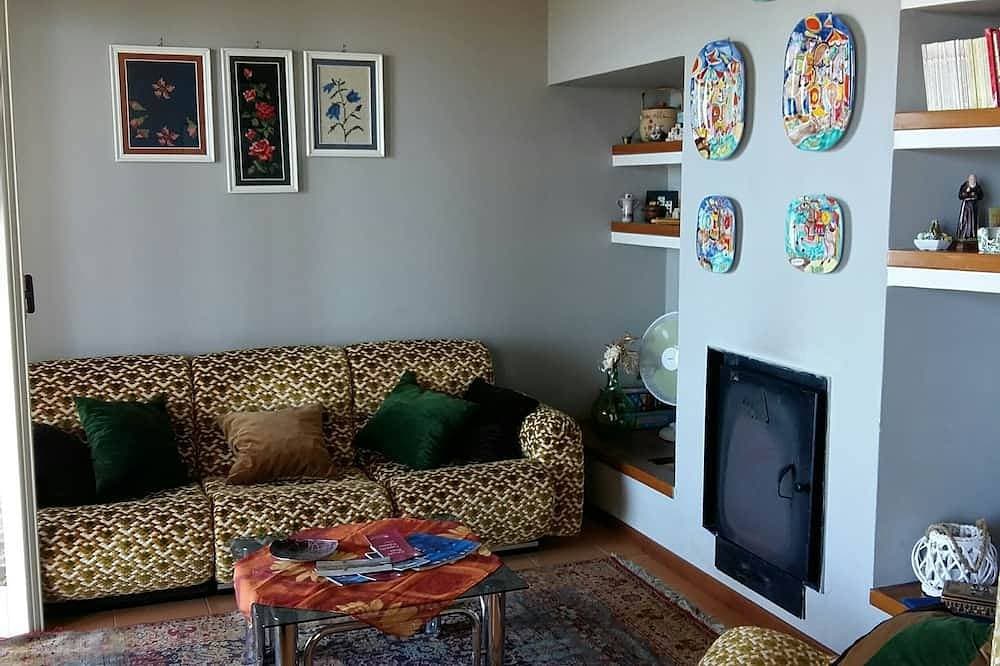 Foto 12 von 29: Villa Lomarchi Ferienhaus