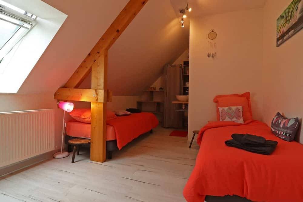 Foto 3 von 13: Großes Familienhaus mit Sauna und Garten