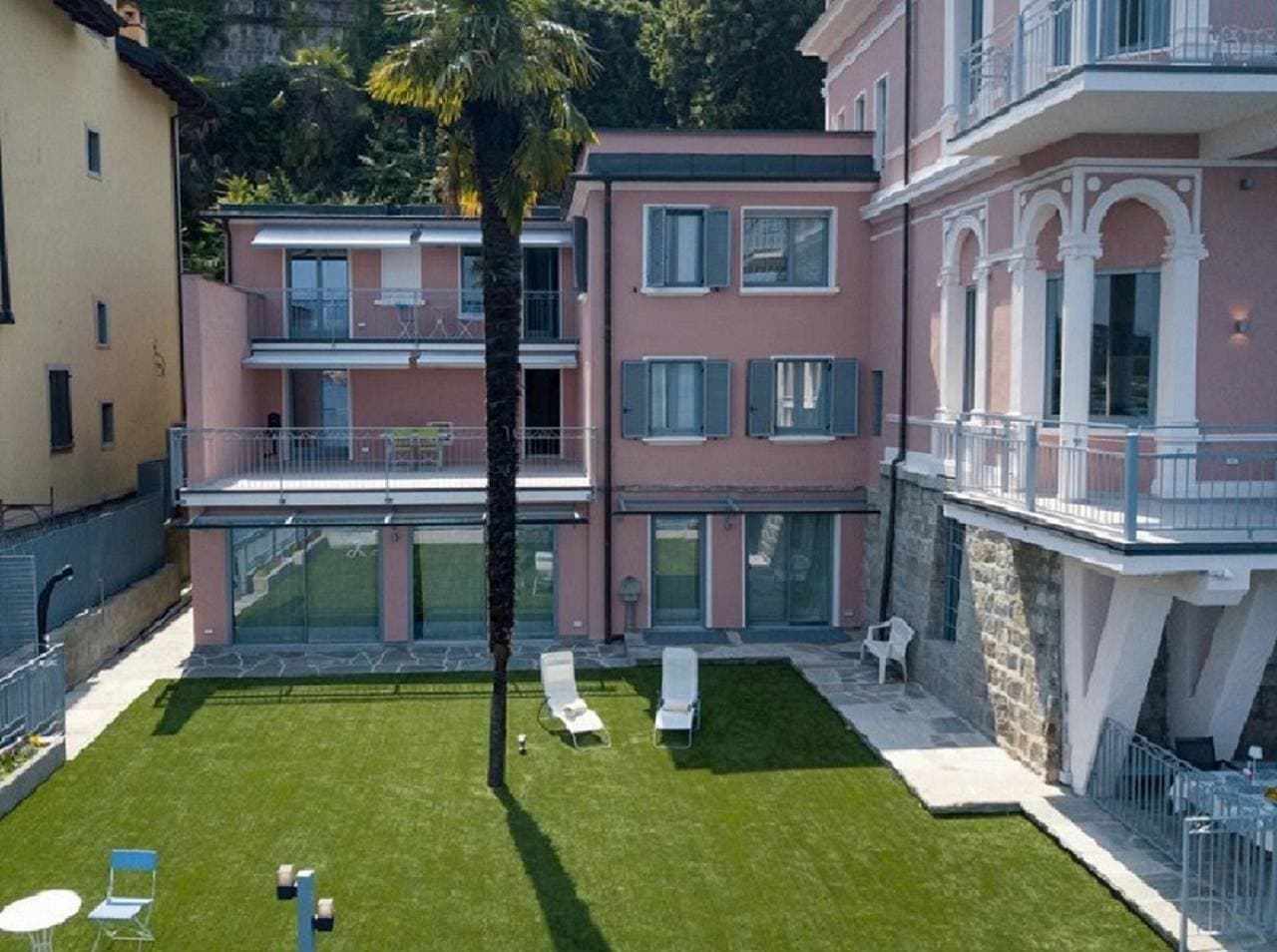 Palm apartment in Baveno with lake view 1