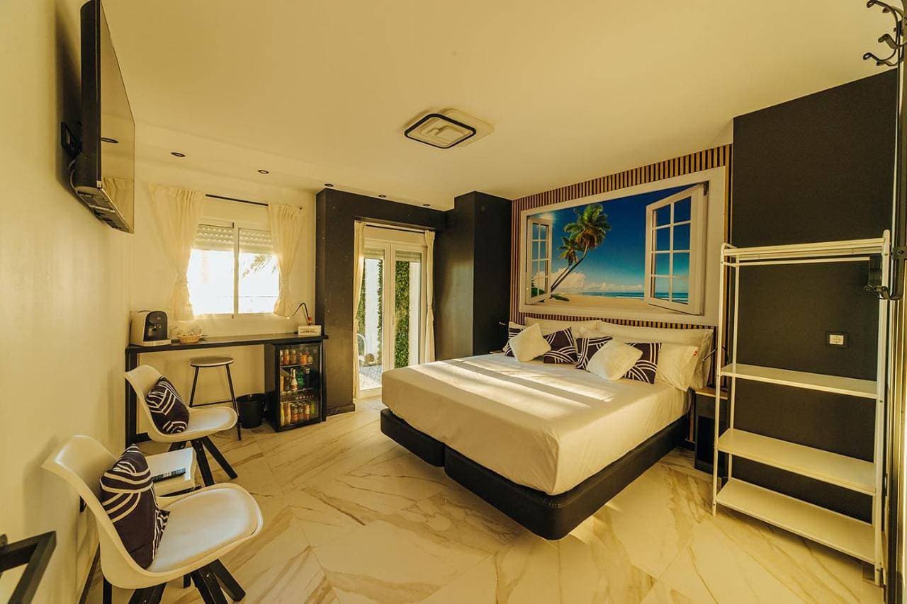 Foto 4 von 11: Double Room - Disability Access