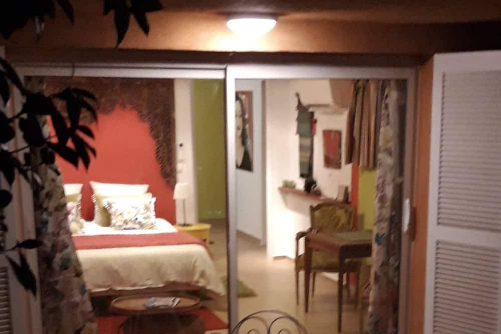 Foto 2 von 17: Schöne und komfortable Suite im Erdgeschoss in Eigentum, Pool und Spa