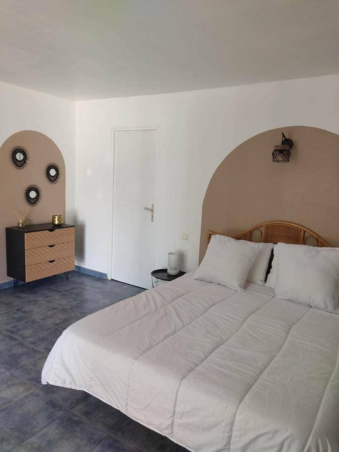 Foto 3 von 15: Four-Bedroom House