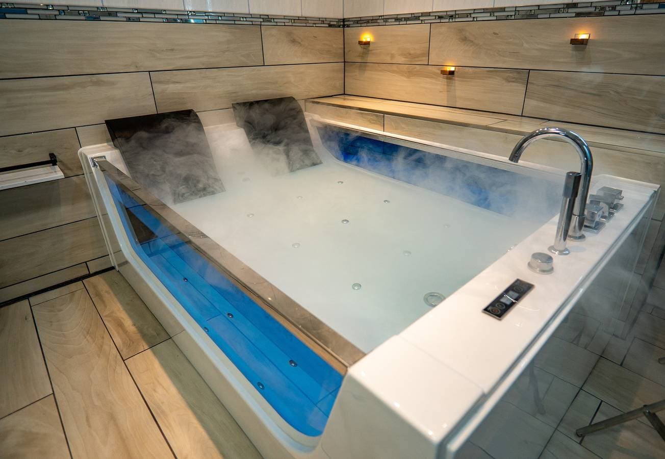 Spawo mit Sauna und Whirpool 1