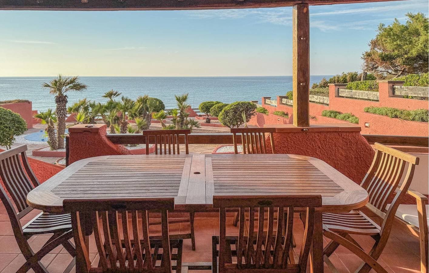 Foto 2 von 21: Apartment mit Meerblick, Terrasse und AC, 2 km zum Strand