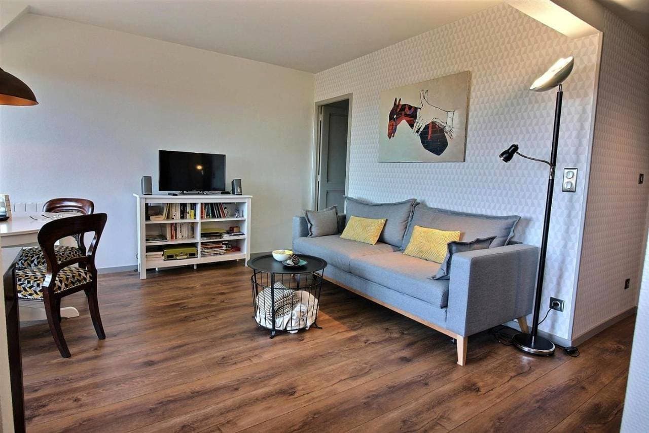 Foto 5 von 5: Apartment with Sea View
