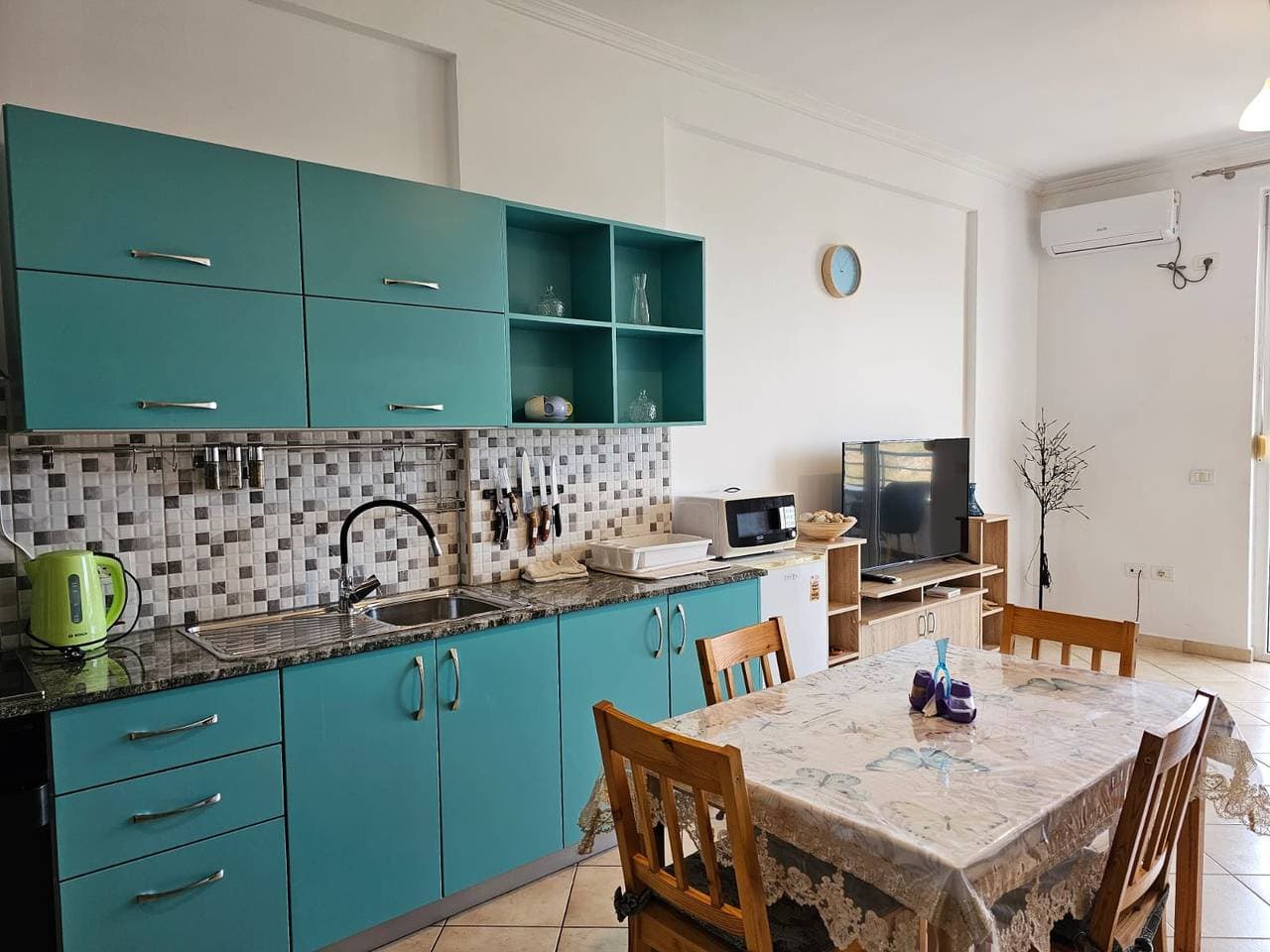 Foto 13 von 25: Ferienwohnung für 3 Personen mit Balkon