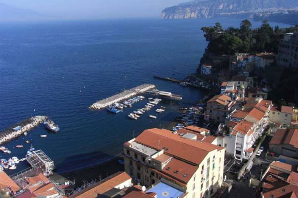 Foto 13 von 16: Großes Studio Rosa, Sorrento, für 3 Personen