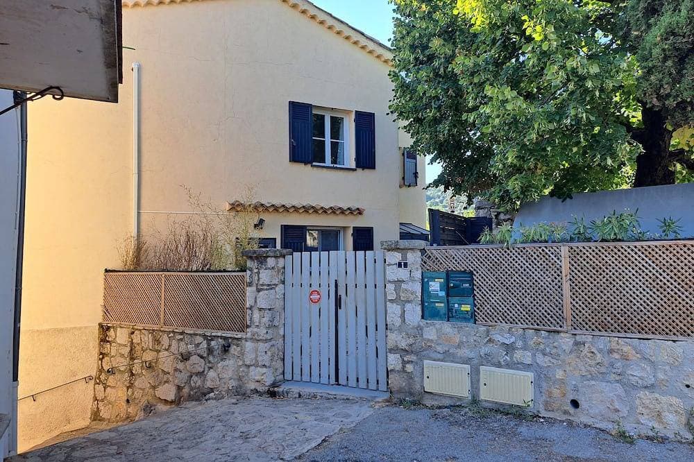 Foto 13 von 30: Nugget! Modern village house, Jacuzzi-garden with exceptional view