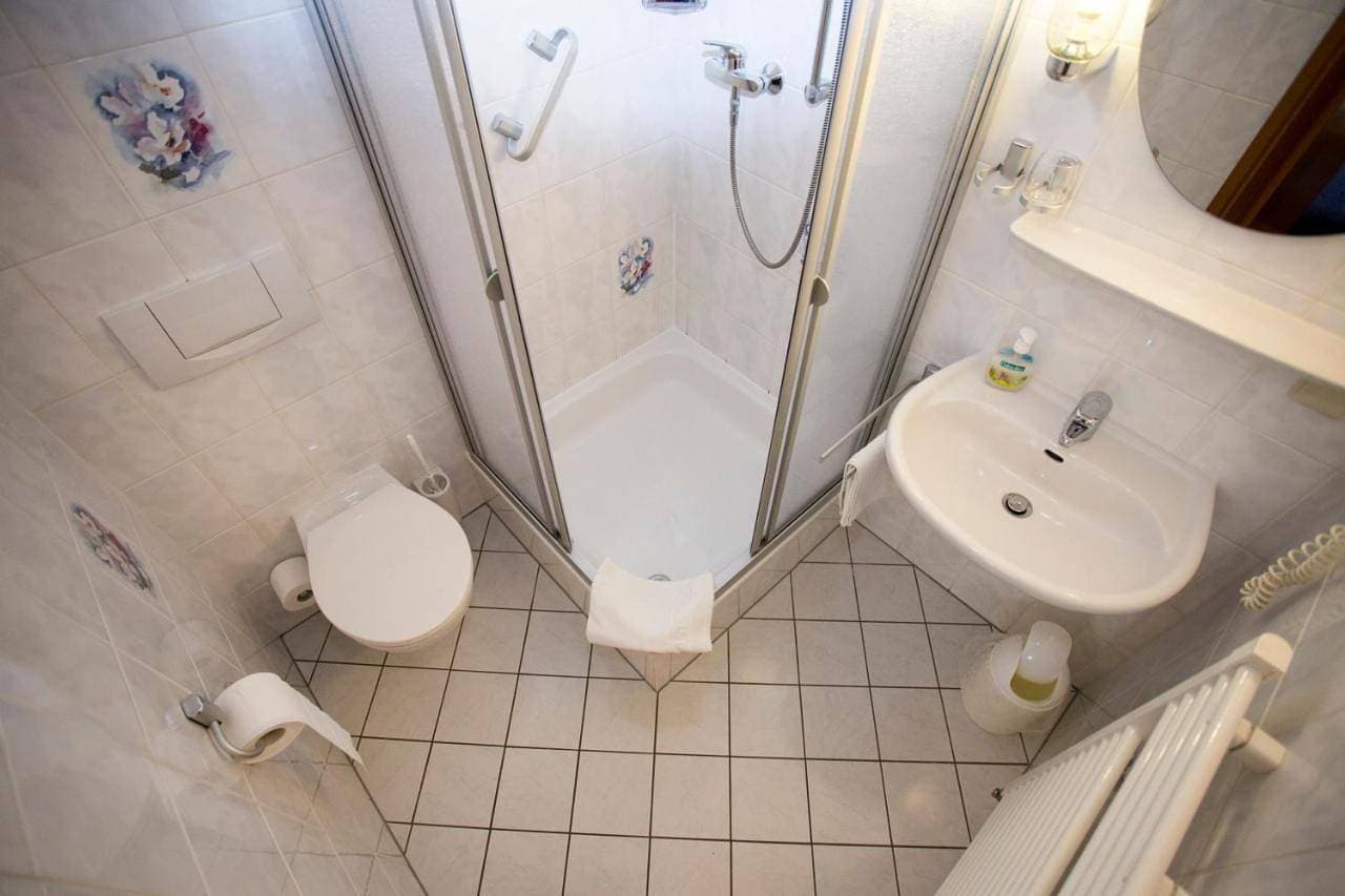 Foto 6 von 12: Double or Twin Room with Balcony