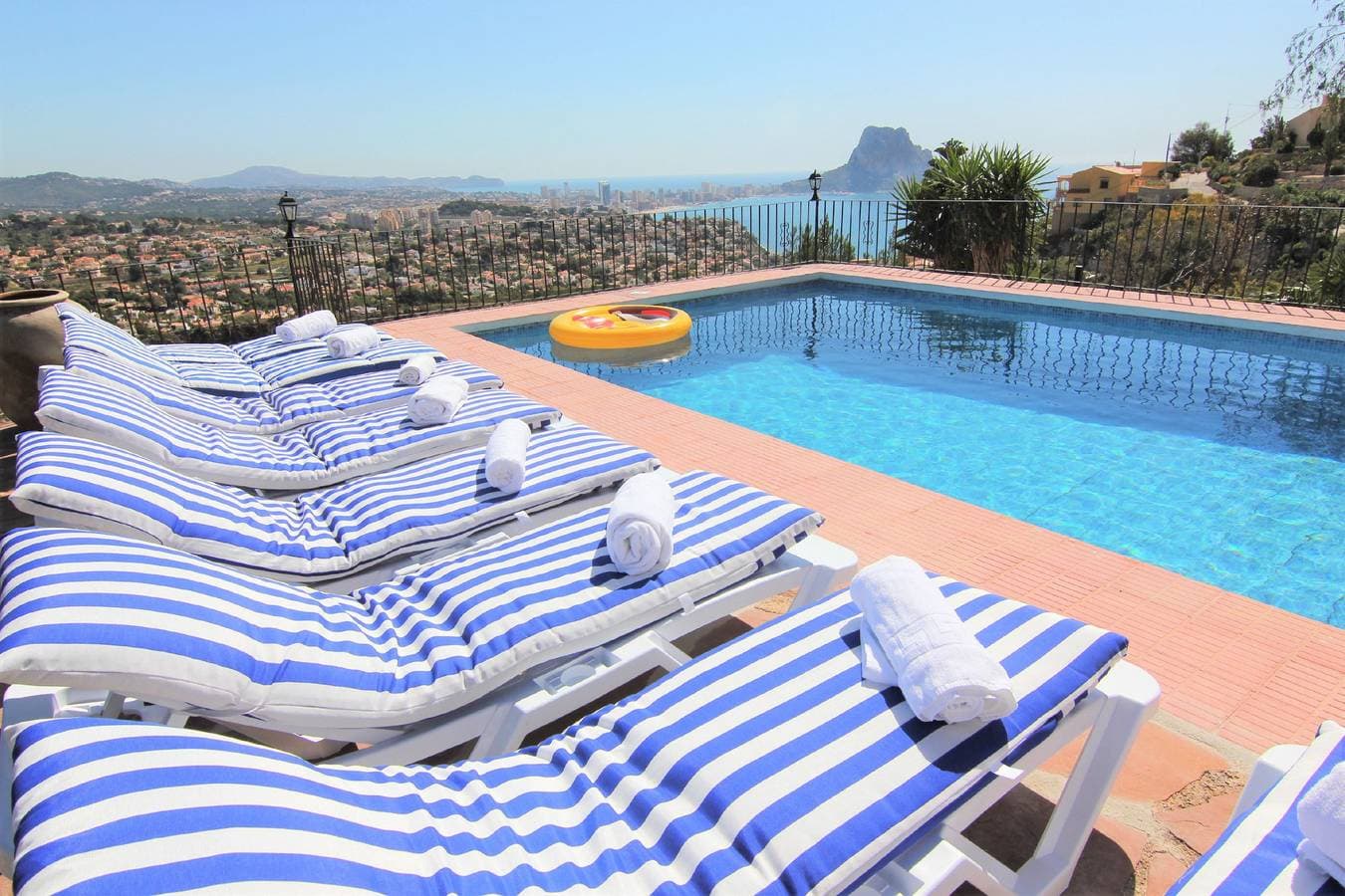 Foto 5 von 56: -Gran Vista-Wifi y Parking Gratis.