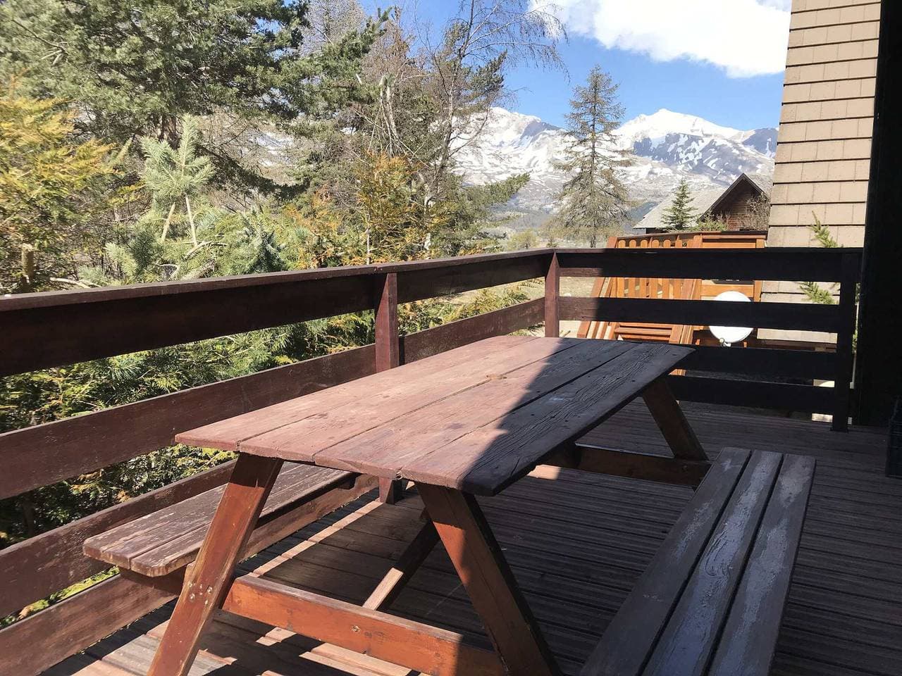 Foto 12 von 18: 3-Zimmer-Chalet mit Terrasse und Kostenlosem Parkplatz