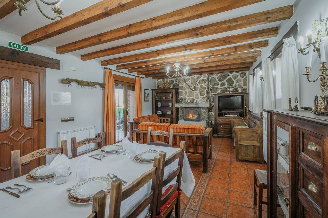 Foto 5 von 30: Finca 'Las Eras De Riofrio' mit Bergblick, privatem Pool und Wi-Fi
