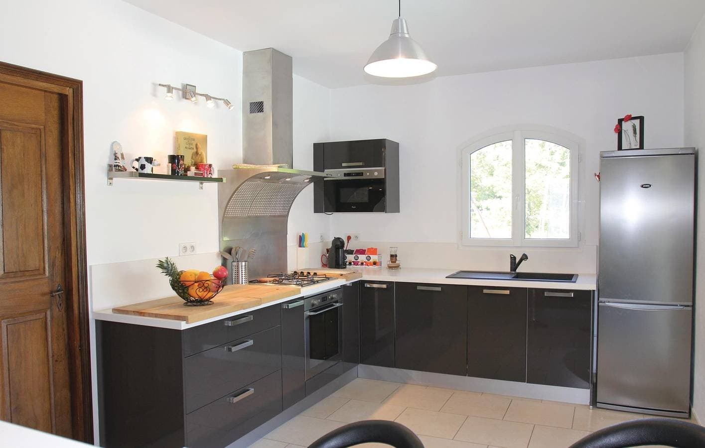 Foto 13 von 18: Apartment mit Bergblick, Parkplatz, Pool und WiFi