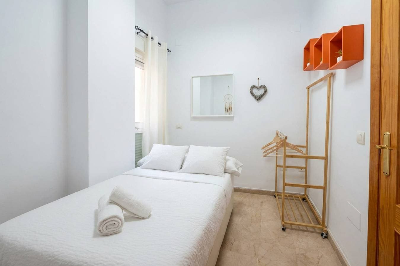 Foto 4 von 11: Ferienwohnung für 3 Personen mit Terrasse