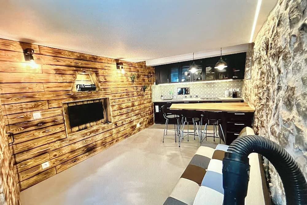 Foto 6 von 10: Experience the sweetness of Provence in this cocoon in Coaraze