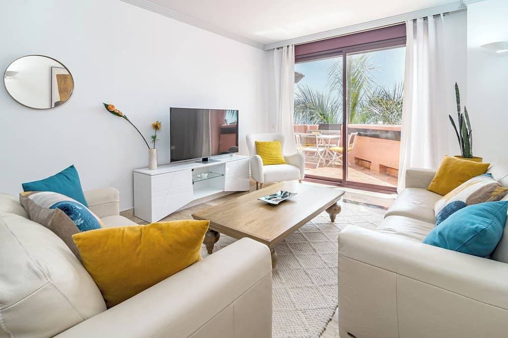 Foto 11 von 30: Luxury and spacious 3-bed Penthouse apartment in fabulous Gualdalmansa