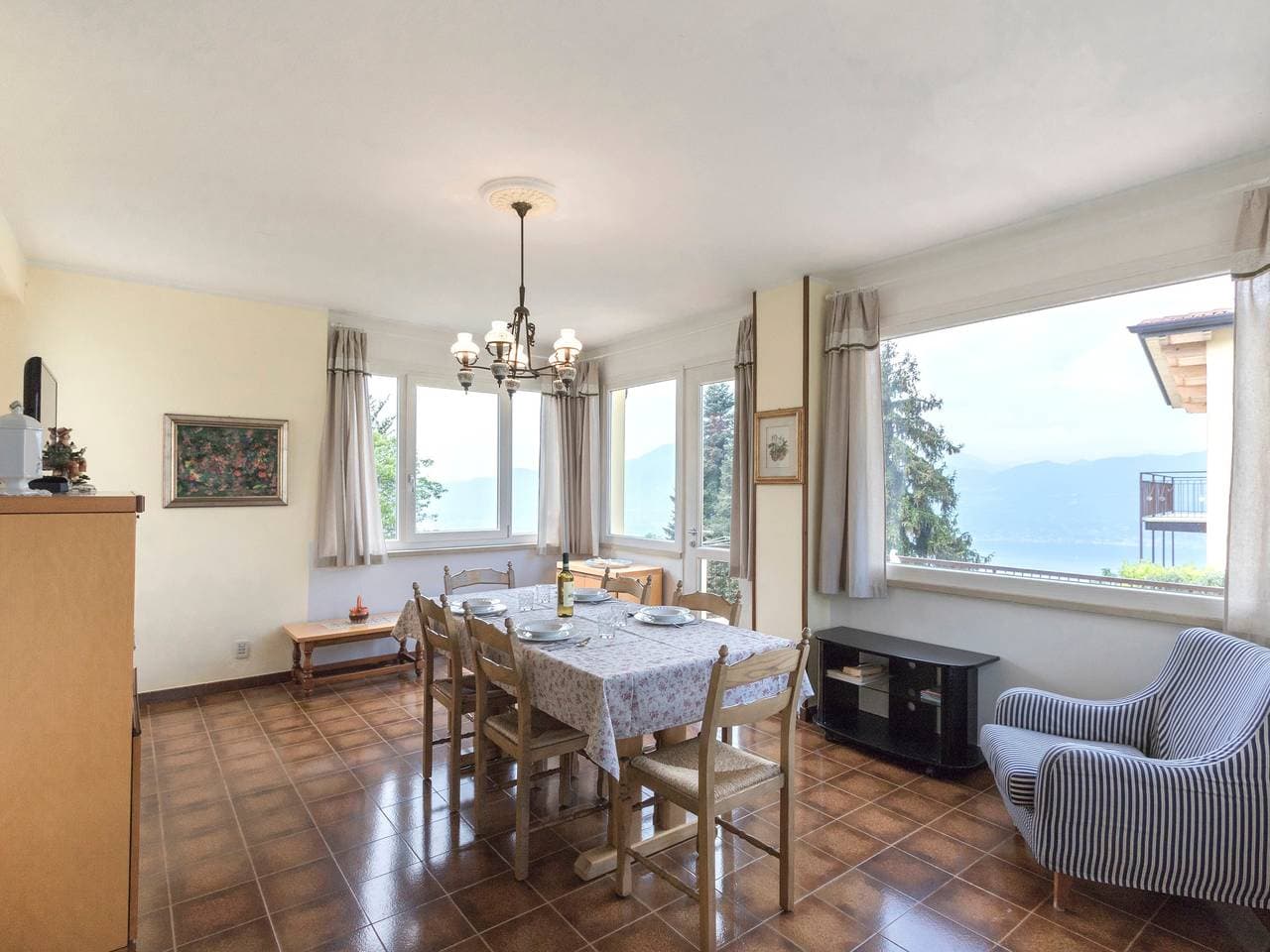 Foto 3 von 29: Hell und mit Garten – Apartment San Zeno di Montagna