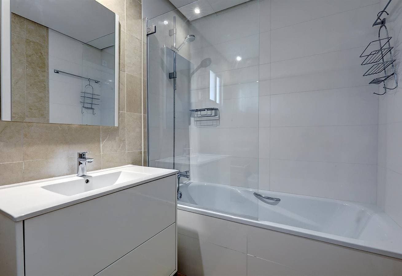 Foto 12 von 26: Ferienwohnung "Boulevard 302" in Strandnähe mit Meerblick und Pool