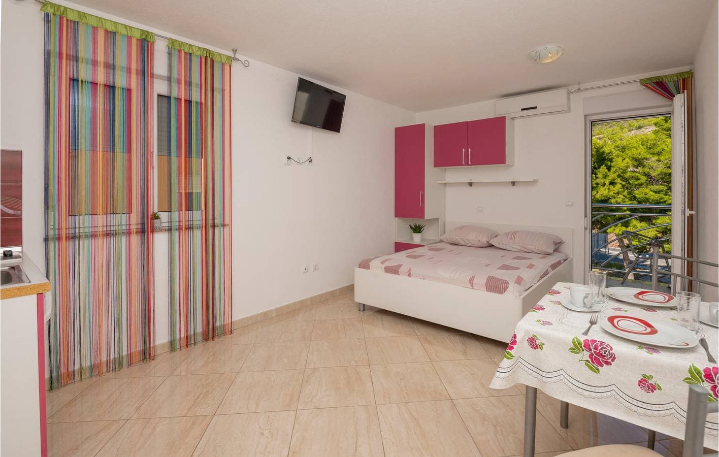 Foto 11 von 20: Gemütliche Wohnung mit Terrasse, WLAN und 500 m zum Strand