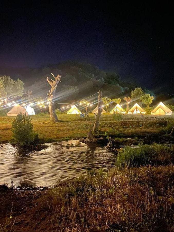 Riverside Bunec Camping 1