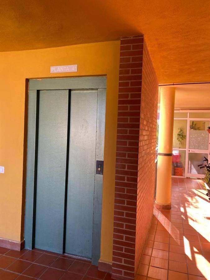 Foto 5 von 33: Two-Bedroom Apartment