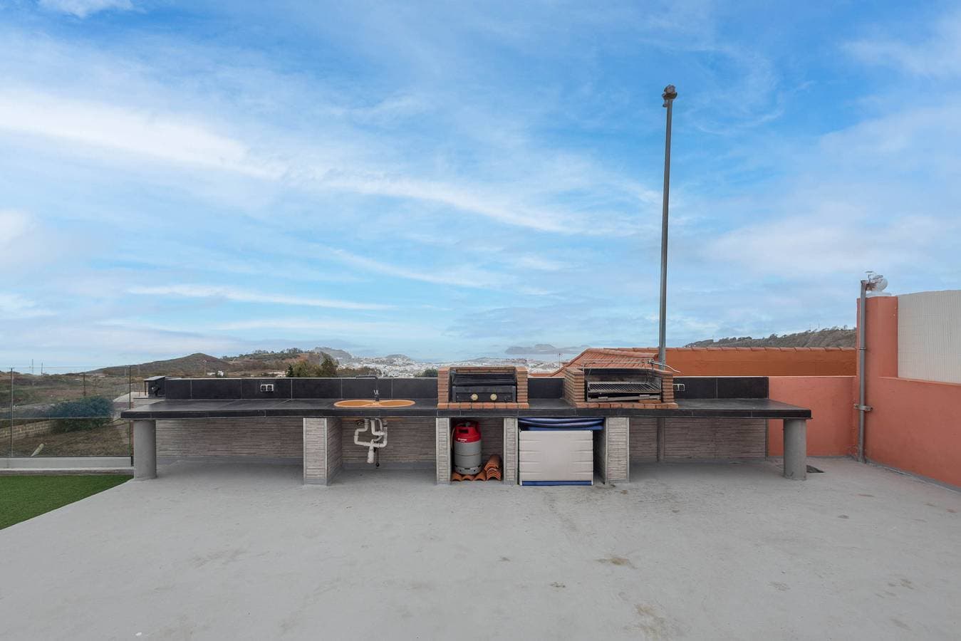 Foto 7 von 56: 4Br Chalet El Romero-Private Pool, BBQ & Chill