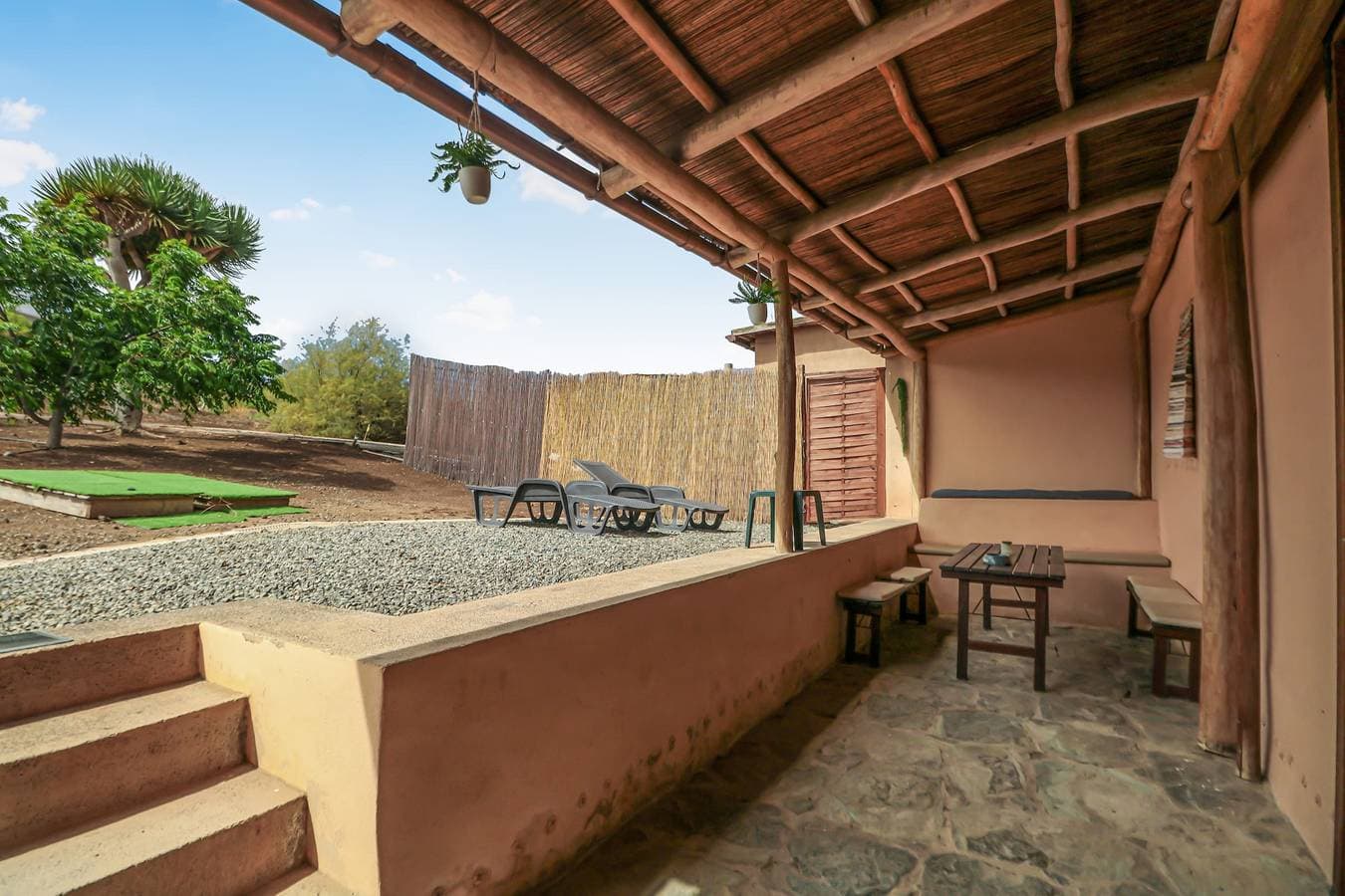 Foto 2 von 29: Ferienhaus für 4 Personen mit Terrasse