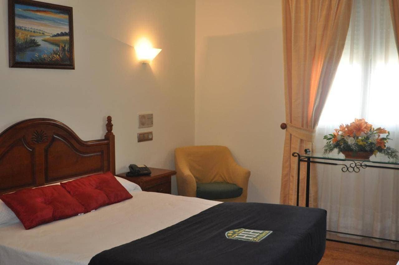 Foto 6 von 12: Double or Twin Room