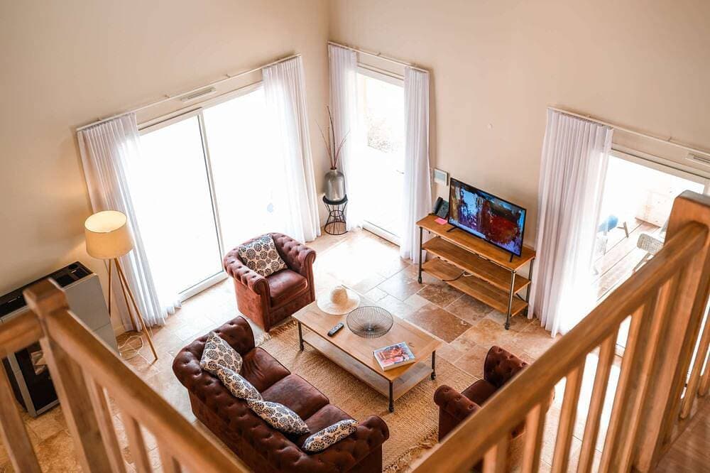 Foto 11 von 29: Sehr privat Hochspezifische 4 Schlafzimmer Villa mit Pool und Garten