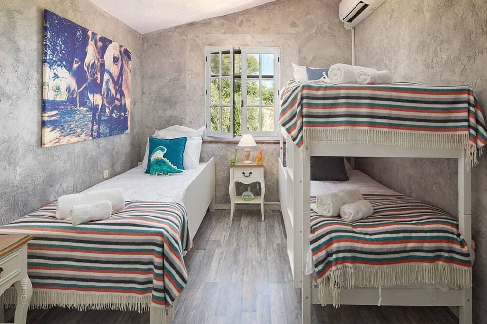 Foto 6 von 30: Schöne Familienvilla für 11 Personen mit privatem Pool in der Nähe von Grasse