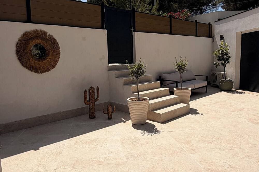 Le Jardin Secret Du Garlaban 1