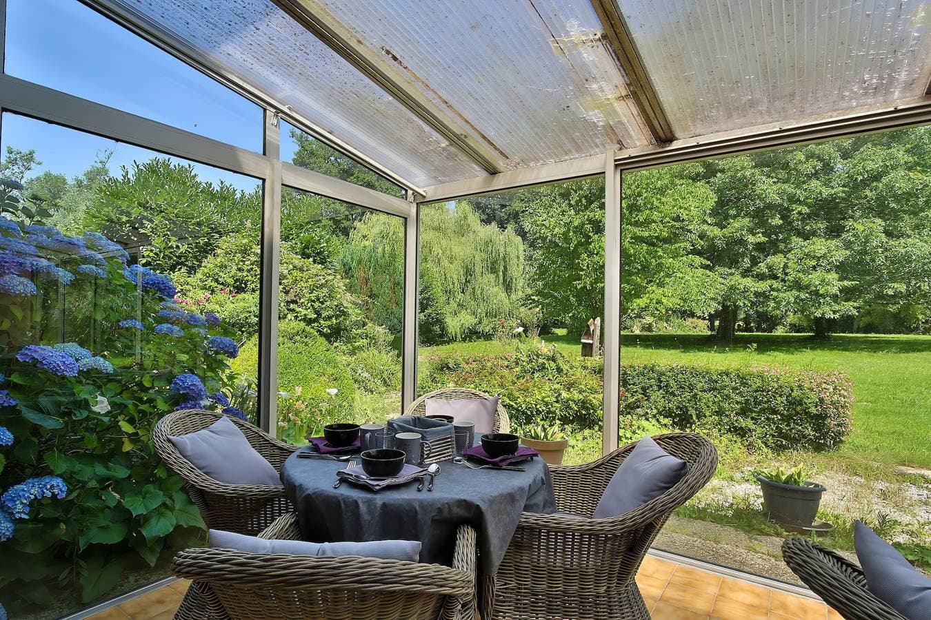 Foto 11 von 25: Zimmer Sakura – Sanftes Ambiente mit Gemeinschaftsgarten und WLAN