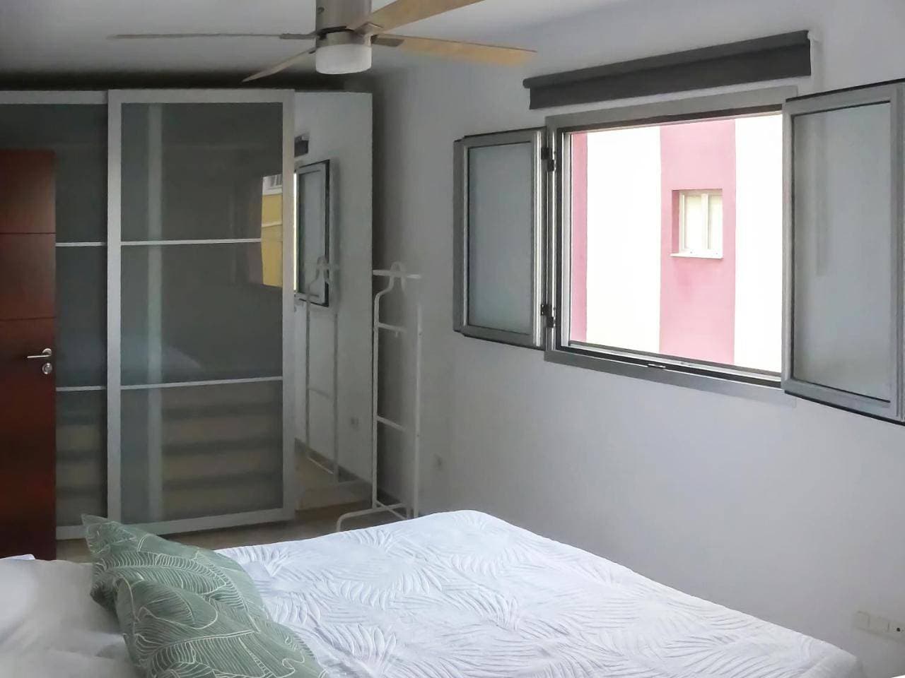 Foto 7 von 17: Two-Bedroom Apartment