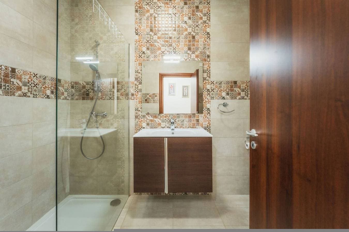 Foto 8 von 36: Ferienwohnung für 5 Personen mit Balkon