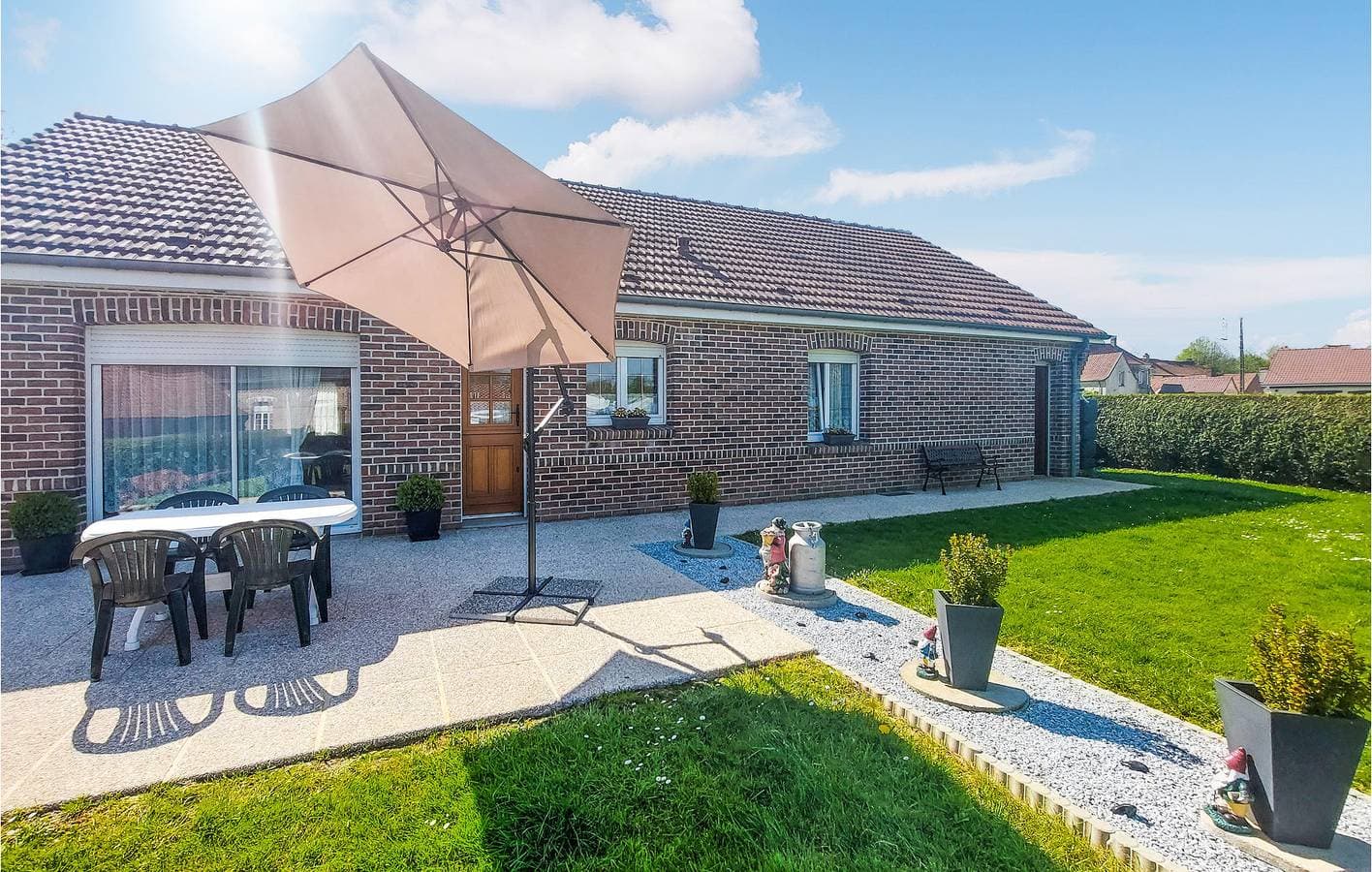 Foto 9 von 16: Gemütliche Gartenwohnung 300m vom Zentrum von Quœux-Haut-Maînil
