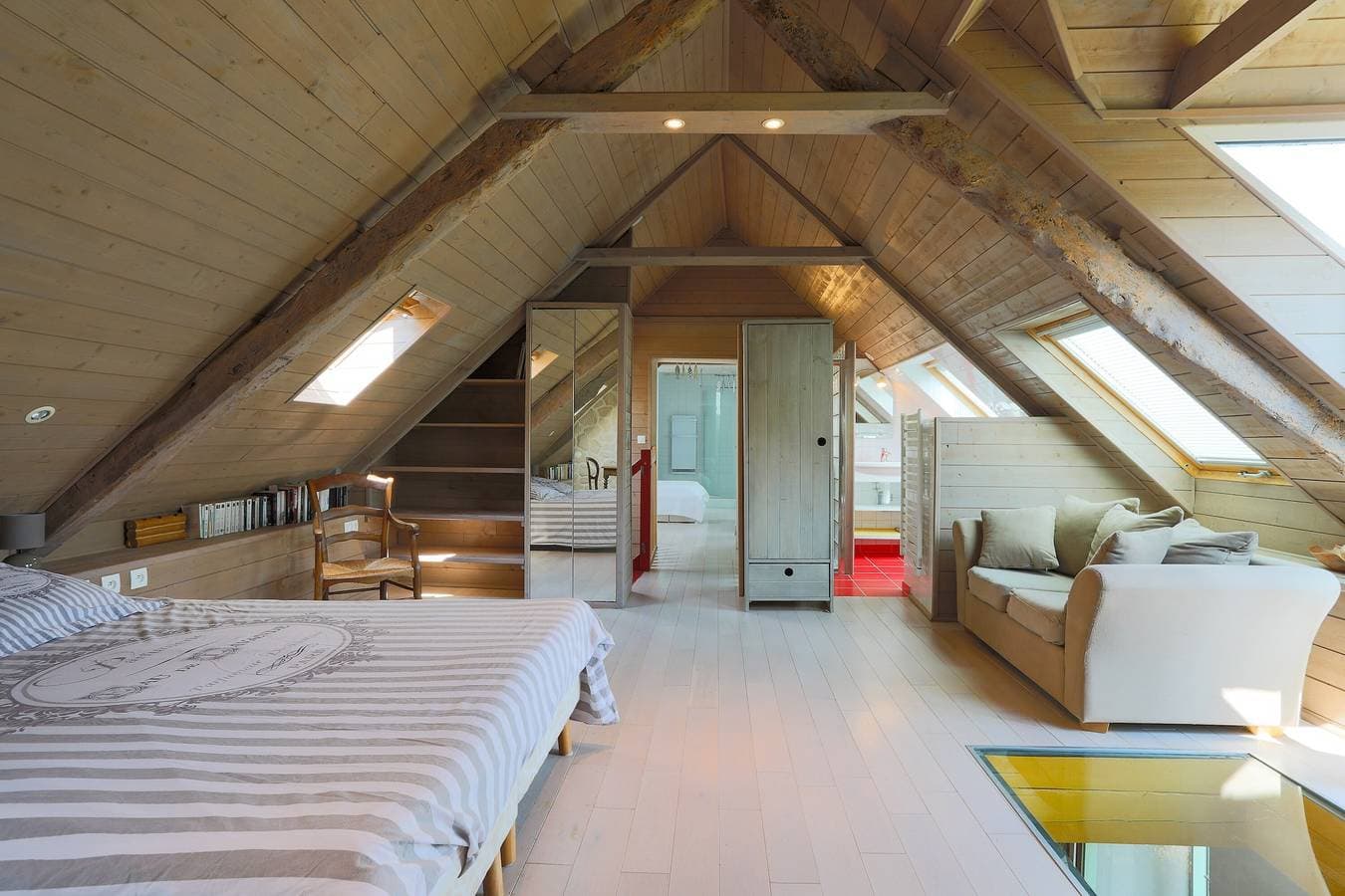Foto 13 von 28: Ferienhaus 3 Min vom Strand – Private Terrasse, umzäunter Garten, 5 Personen
