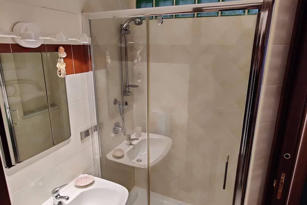Foto 5 von 13: Spacious apartment in seafront condo