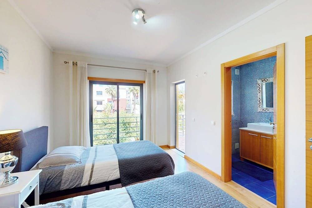 Foto 3 von 30: Vila Vida (8) | Privater Pool | Meerblick | Strand | Dachterrasse | Restaurants