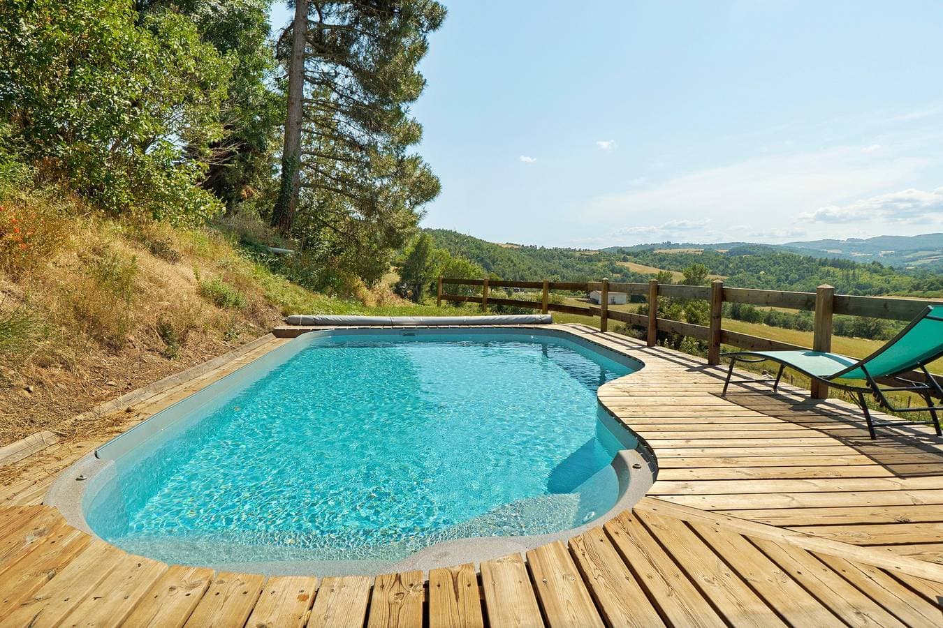Foto 3 von 32: Bed & Breakfast 'Chambre Tilleul mit Pool', Bergblick, Gemeinschaftspool, WLAN