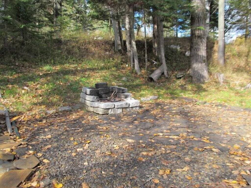 Foto 5 von 30: Große neuere Hütte mit gemeinsamem Zugang zum Rangeley Lake