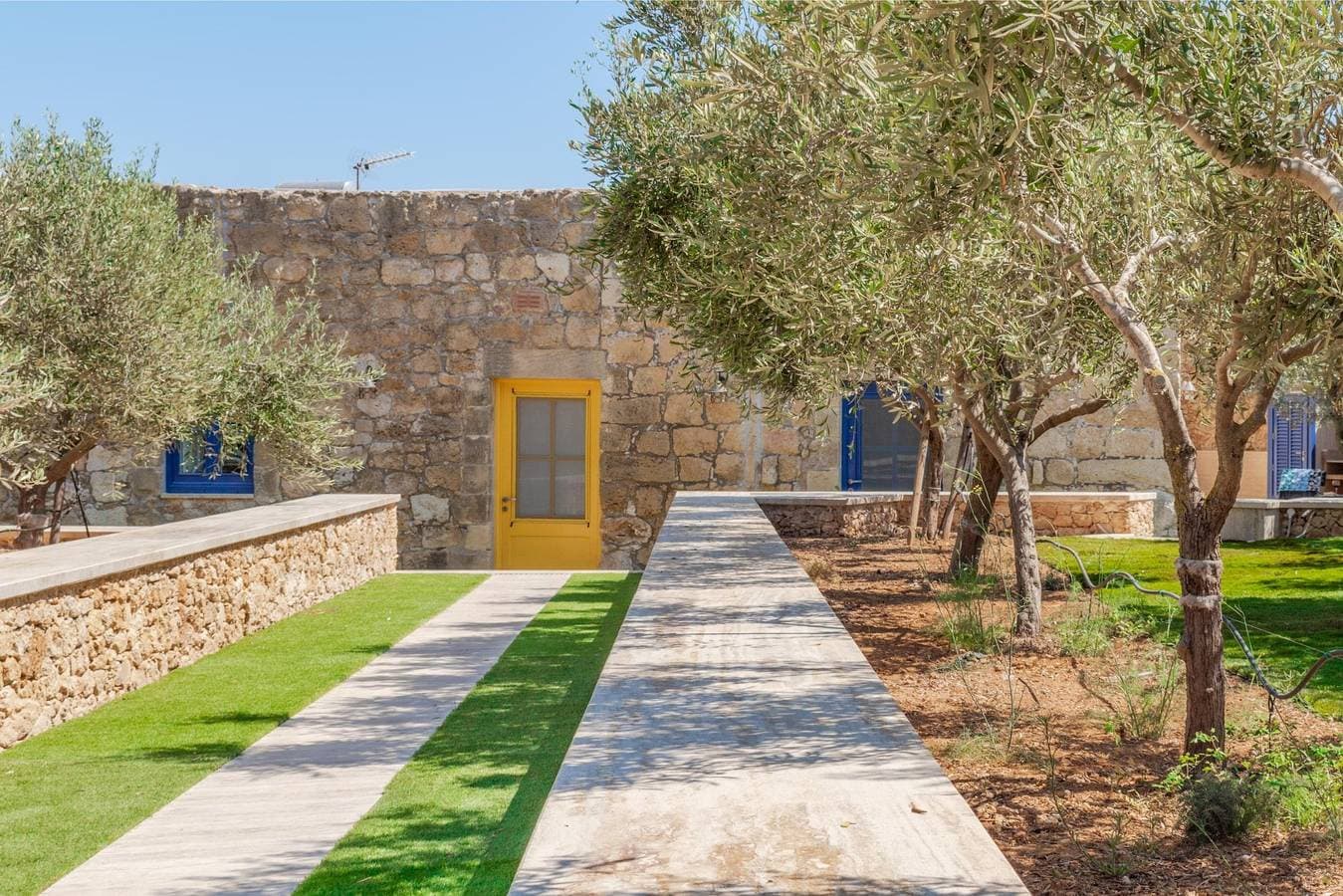Villa 1