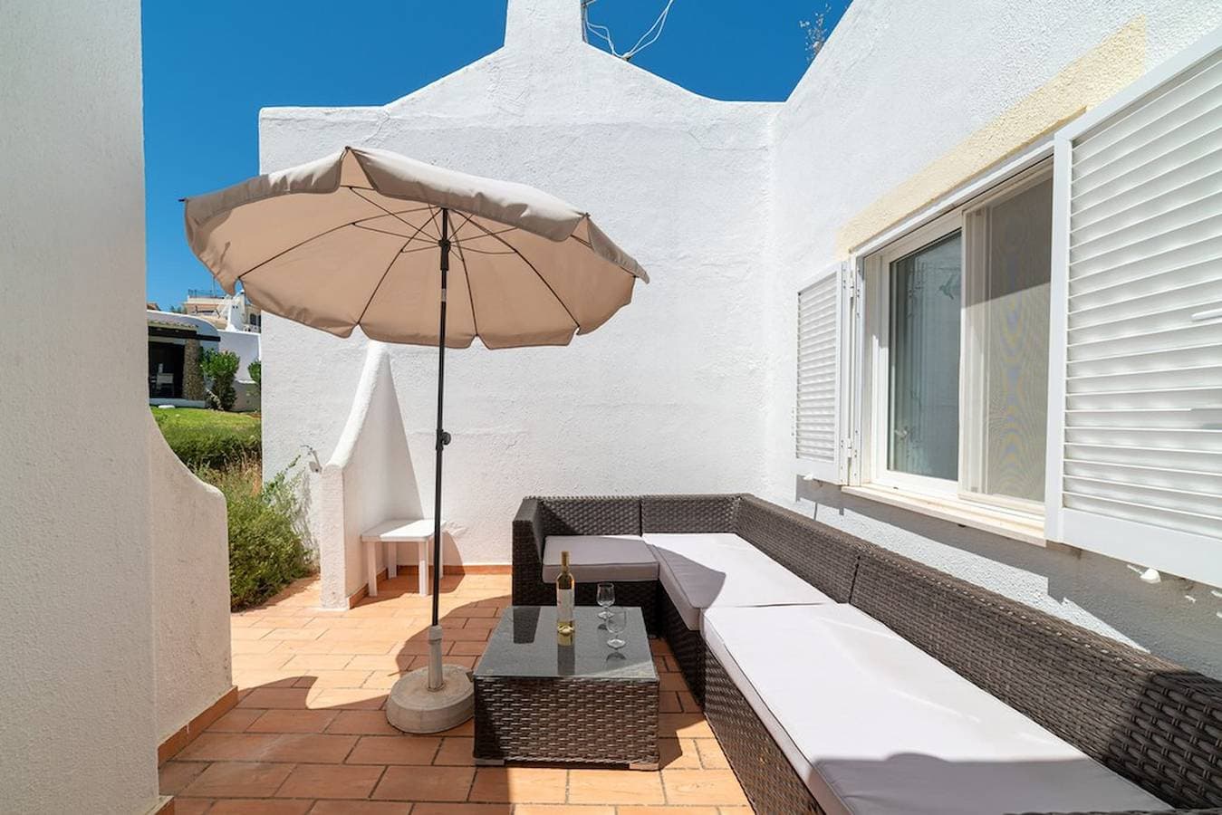 Foto 7 von 22: C22 Quinta do paraiso · Superbly Appointed And Fur