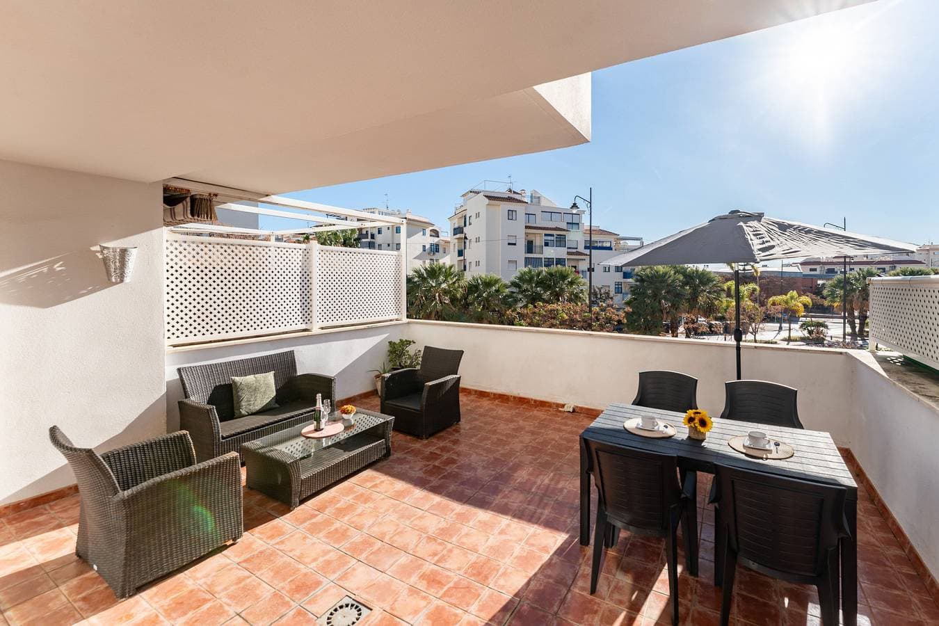 Foto 11 von 32: MalagaSuite Estepona Sun & Terrace