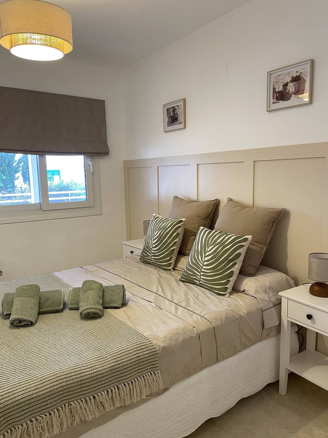 Foto 10 von 31: Beachfront 3 Bed Apt San Luis De Sabinillas