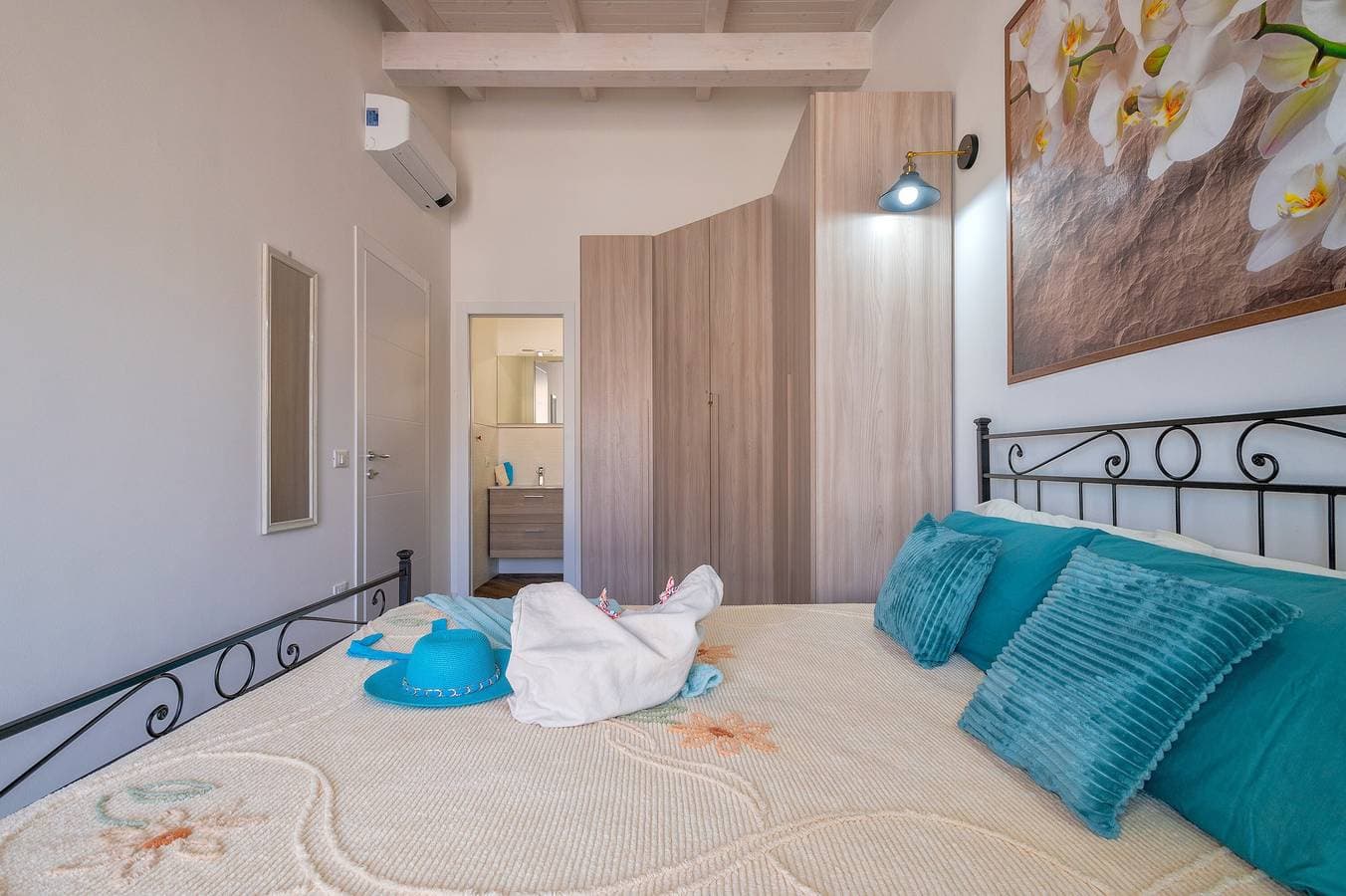 Foto 11 von 28: Ferienhaus 'La Chicca' mit Meerblick, privater Terrasse und eigenem Garten