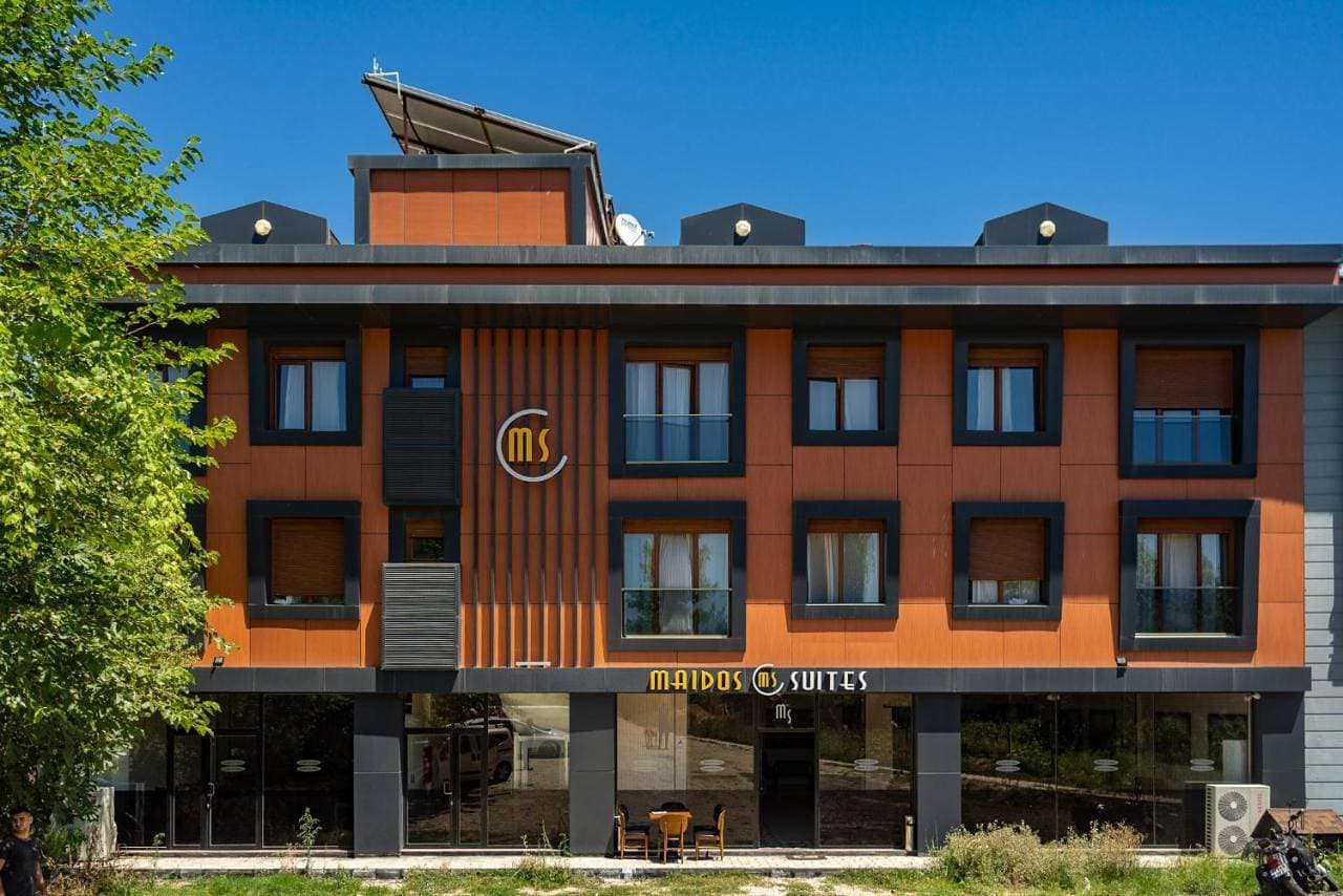 Maidos Hotel & Suites 1