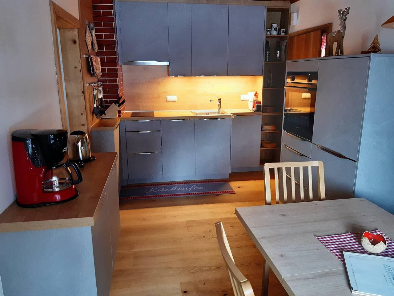 Foto 4 von 12: 4-Bettzimmerappartement mit fl. Wasser "Hochkeil"