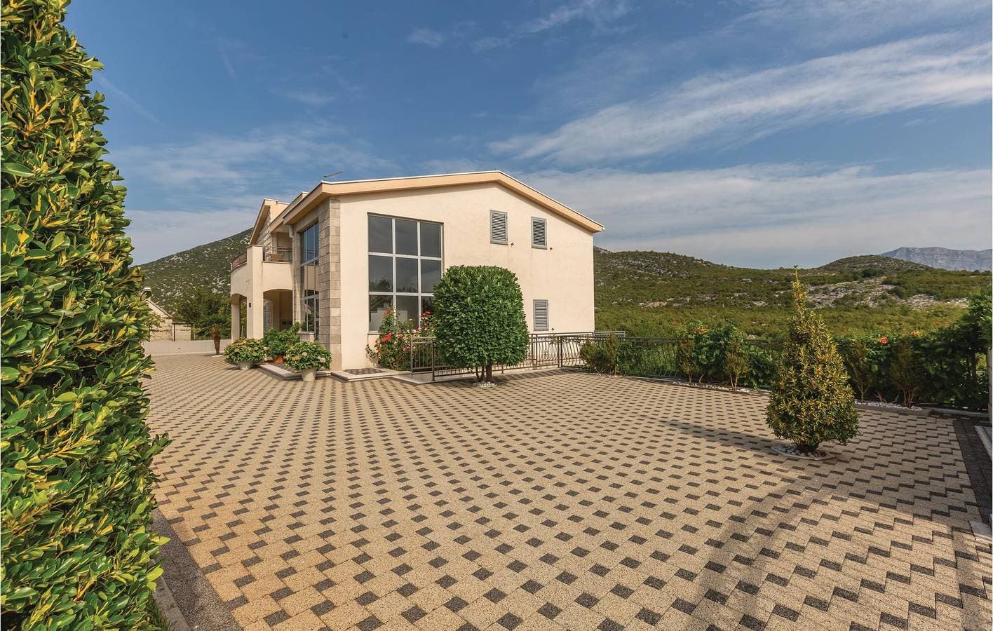 Foto 4 von 42: Gemütliche 1-Zimmer-Wohnung mit WLAN, Klimaanlage, Parkplatz und Terrasse