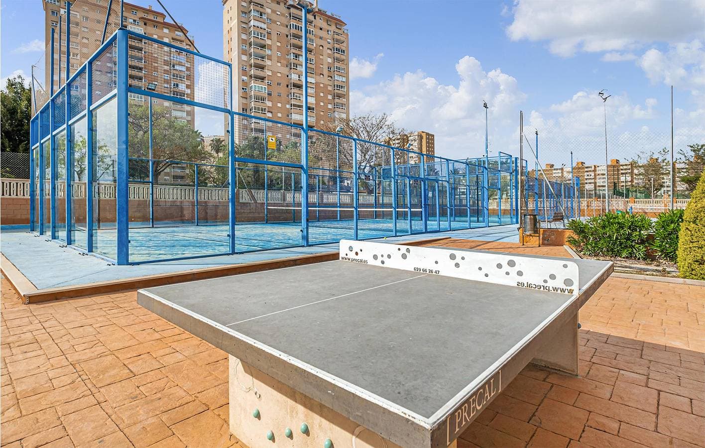 Foto 12 von 24: Apartment mit Meerblick, Pool und Terrasse